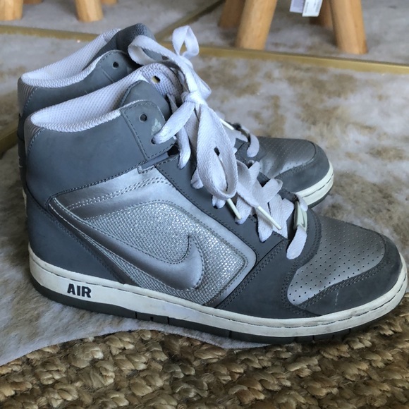 Nike high tops - Picture 3 of 5